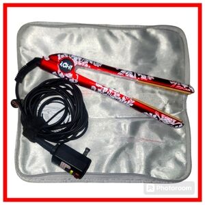 CHI 1" Ceramic Flat Iron and Sparkling Thermal Clutch Bag